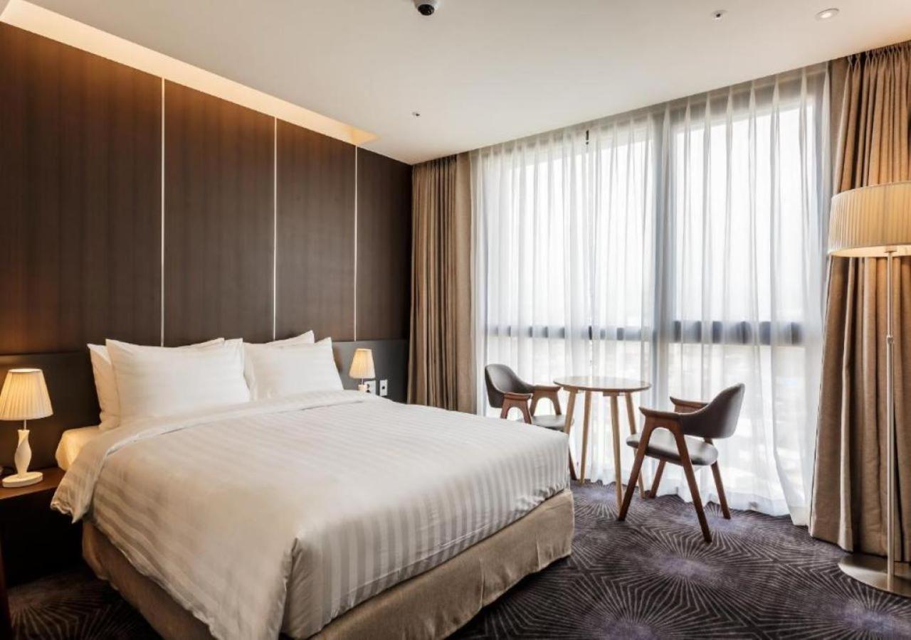 Golden Daisy Hotel Seogwipo Luaran gambar